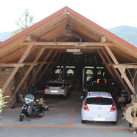 Kaerntnergmiat Vakantiehuis *